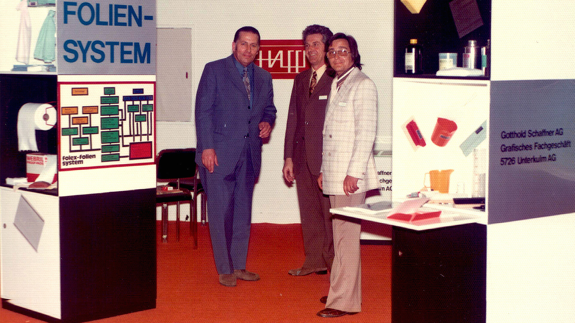 Première participation à un salon de Gotthold Schaffner AG en 1958, avec Gotthold Schaffner à droite.